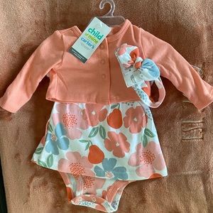 Newborn outfit